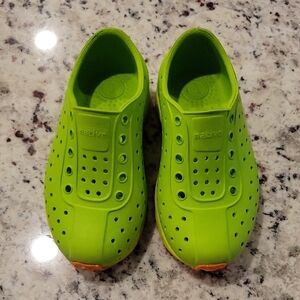 Native Kids Shoes - Vibrant Green